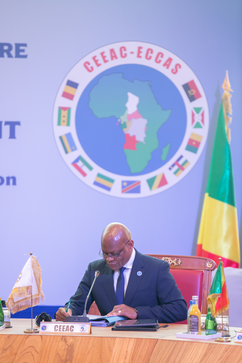 Allocution de SEM l’Ambassadeur Gilberto da Piedade VERISSIMO, Président de la Commission de la CEEAC — 1