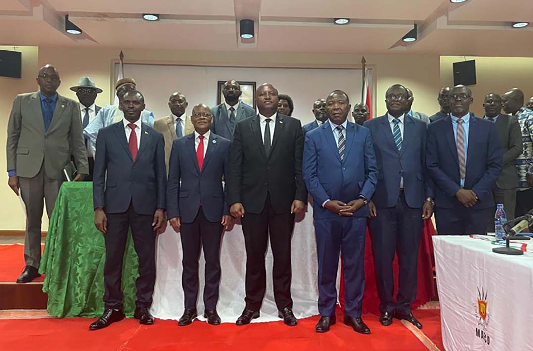 Signature des accords de siège entre la CEEAC et le Burundi — 1
