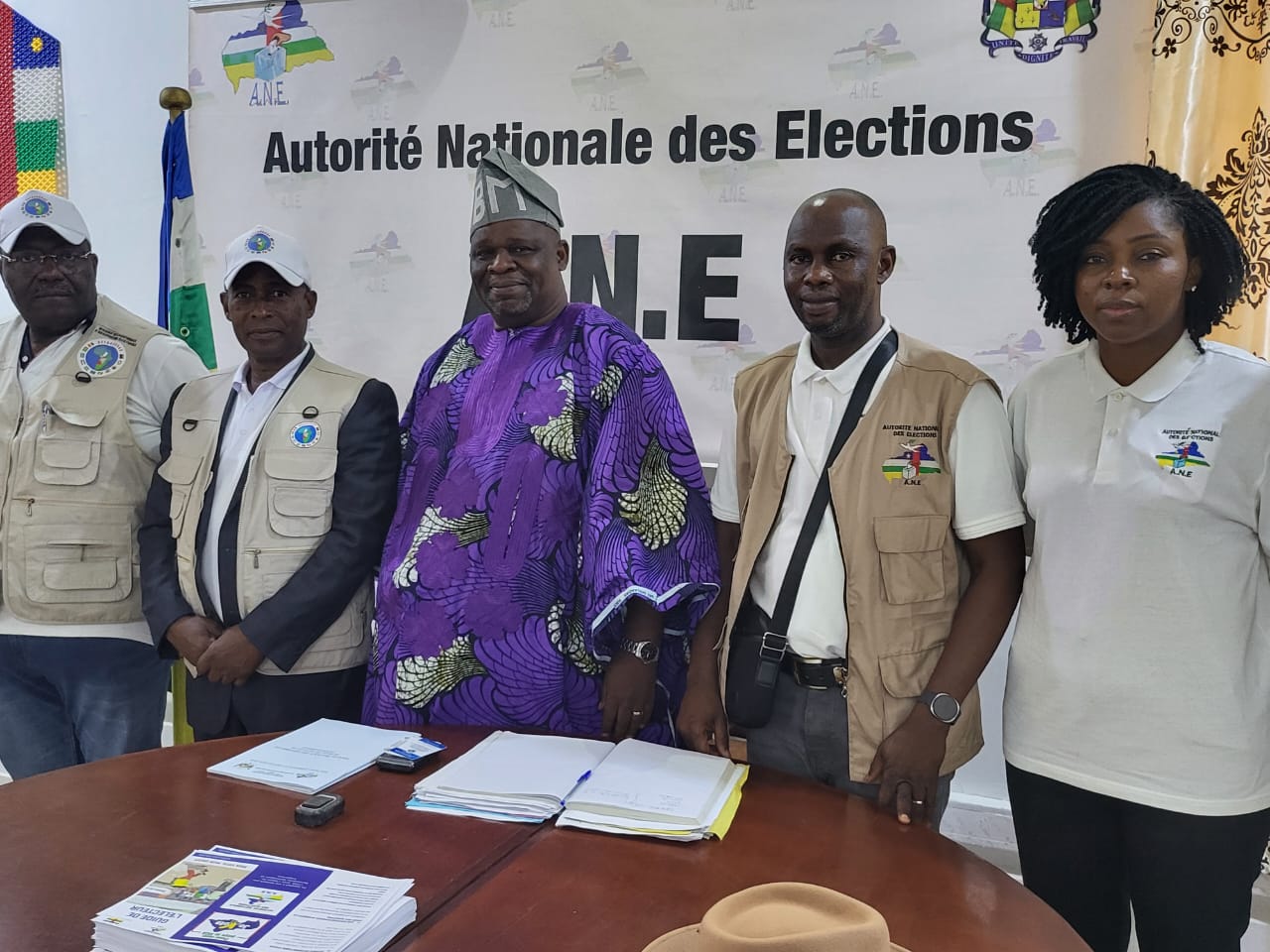 La délégation de la CEEAC reçu en audience par le Président de l’Autorité Nationale des Élections (ANE) en RCA. — 1