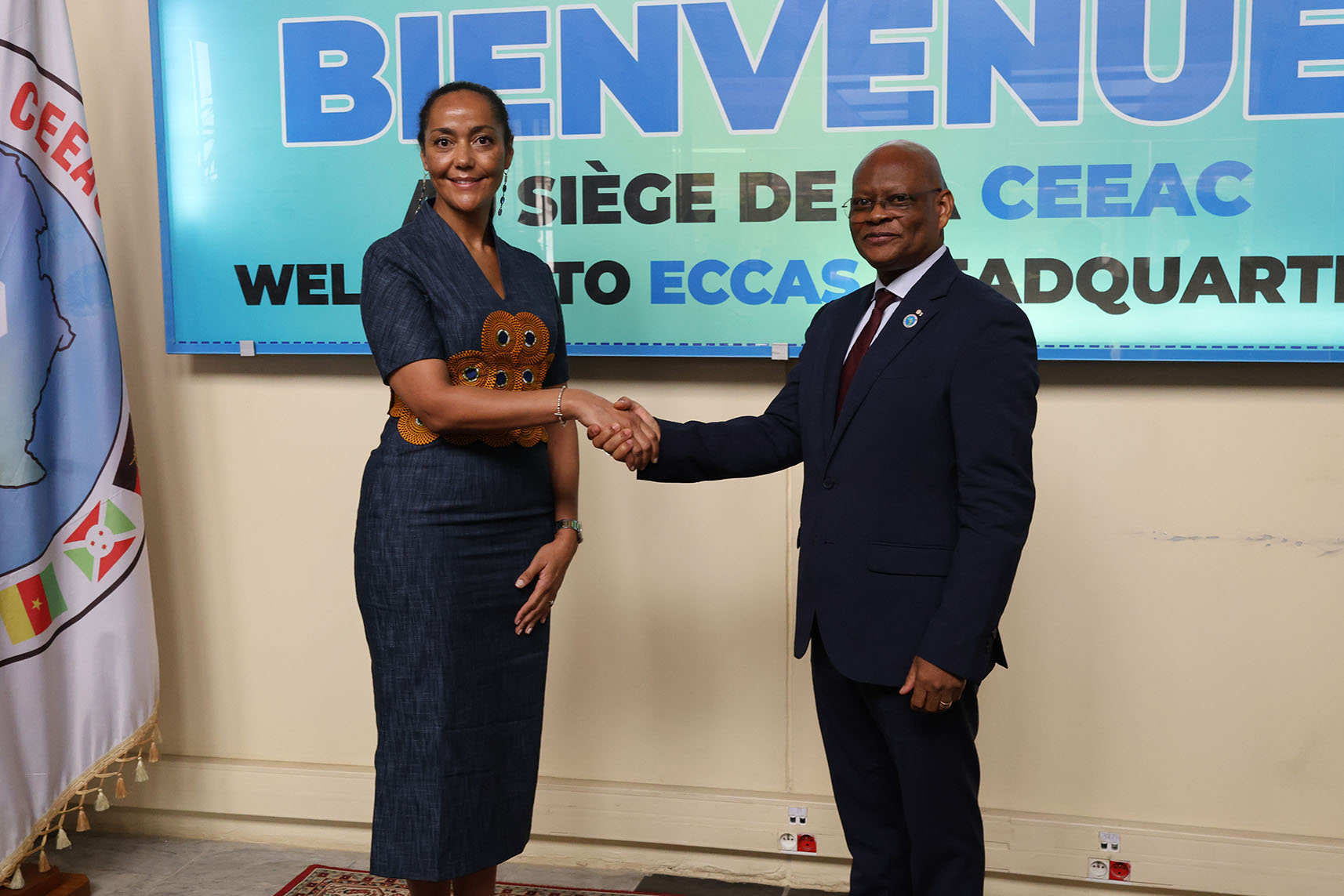 La Représentante résidente de l’UNICEF accréditée auprès de la Commission de la CEEAC — 1
