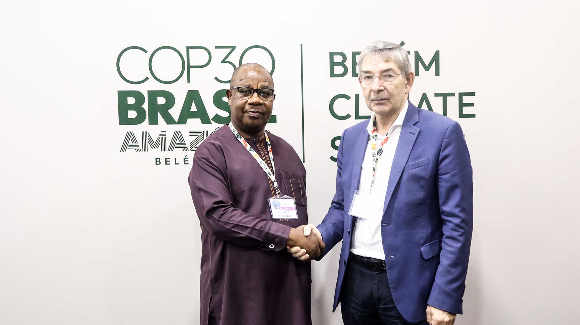 Le Président de la Commission de la CEEAC reçoit le Dr Christian Ruck, Ambassadeur de bonne volonté de la COMIFAC — 1