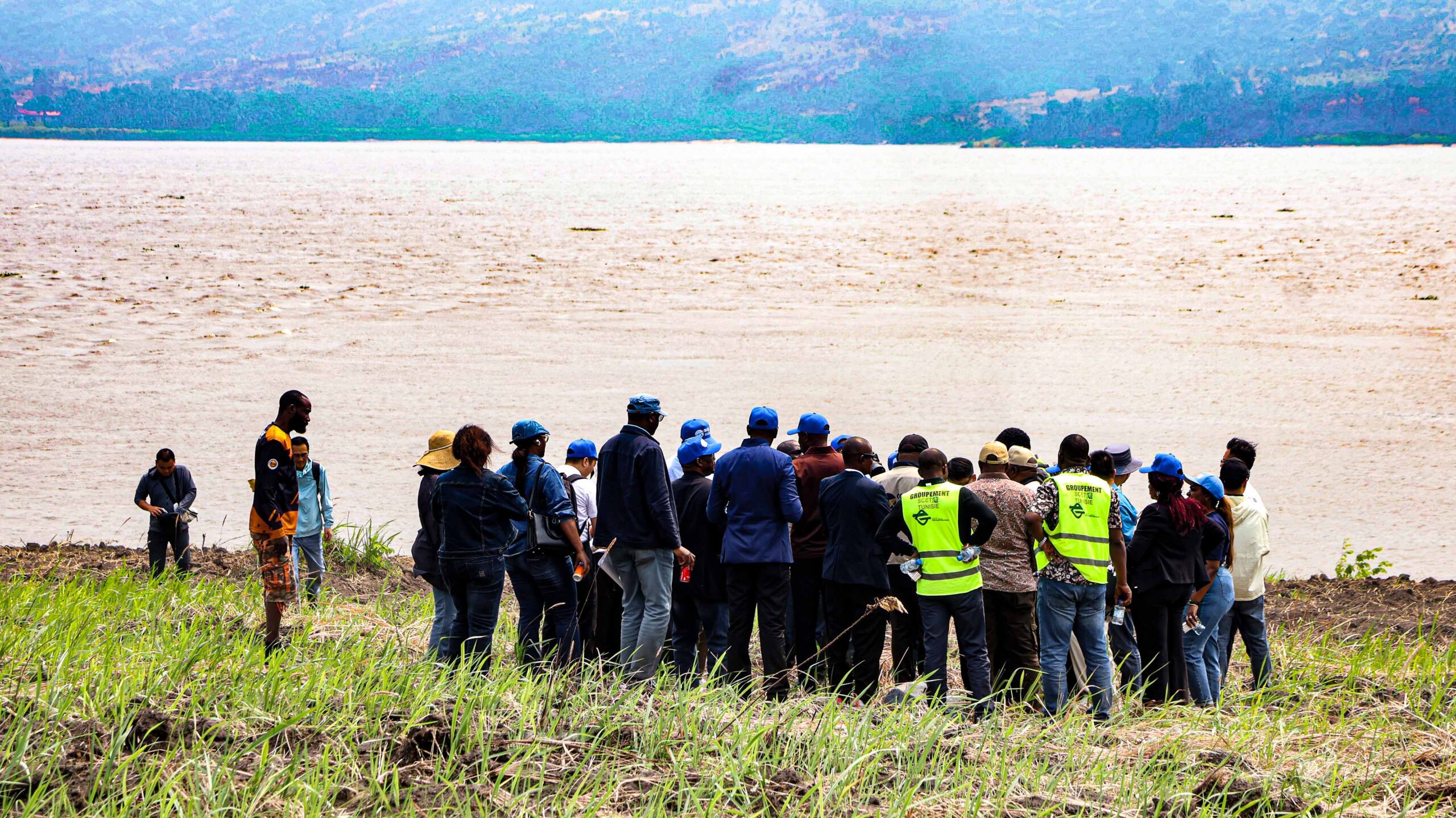 Projet de construction du Pont route-rail sur le Fleuve Congo entre les villes de Brazzaville et de Kinshasa