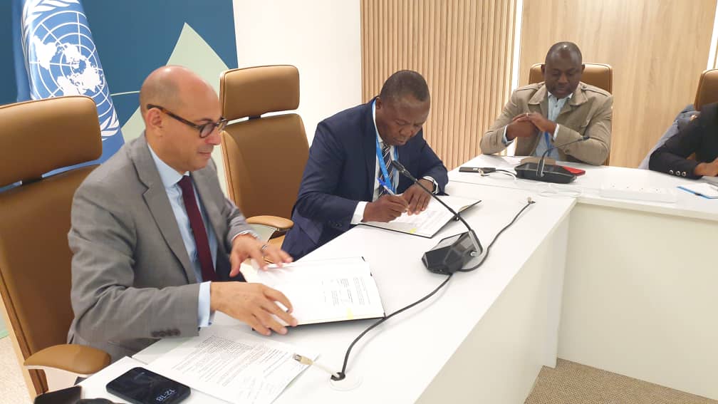 Signature d’un Mémorandum d’Entente entre la Commission de la CEEAC et le Secrétariat Exécutif de la Convention cadre des Nations unies sur les changements climatiques. — 1