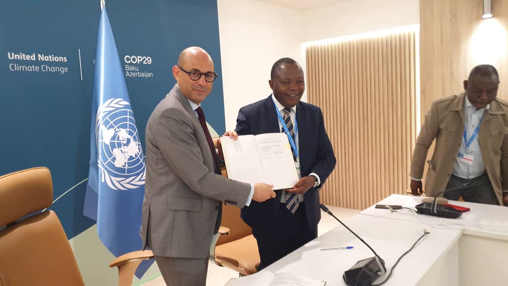 Signature d’un Mémorandum d’Entente entre la Commission de la CEEAC et le Secrétariat Exécutif de la Convention cadre des Nations unies sur les changements climatiques. — 2